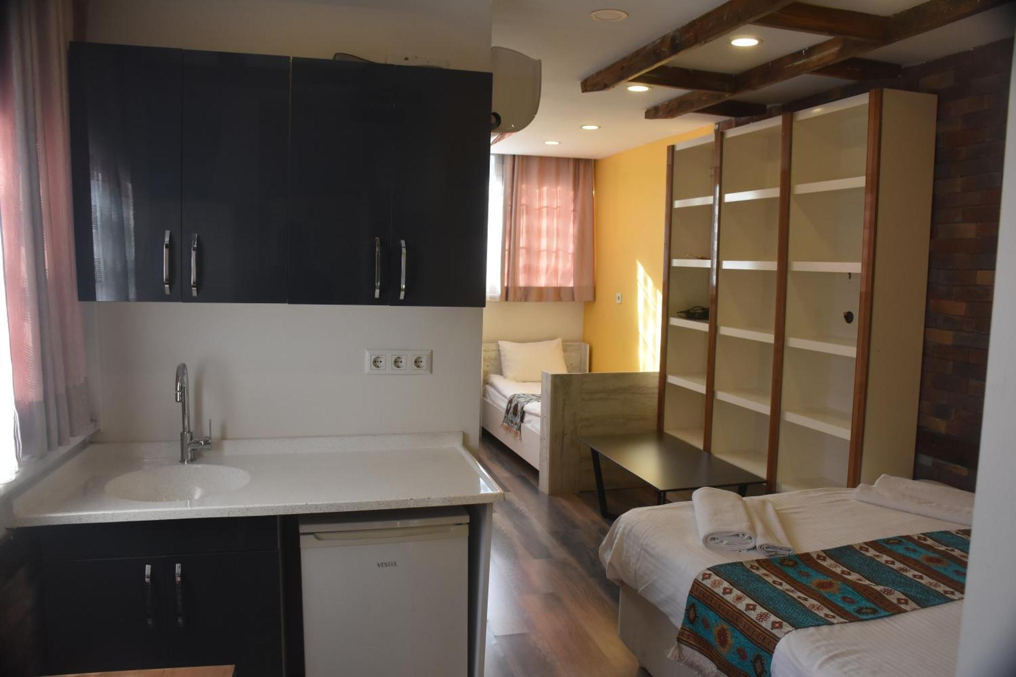 The Otel *